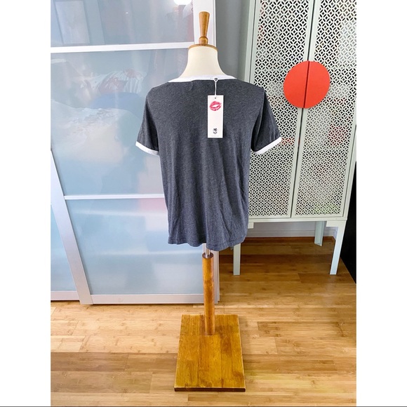 NWT Wildfox Pour Decisions Johnny Ringer Tee - Picture 2 of 10